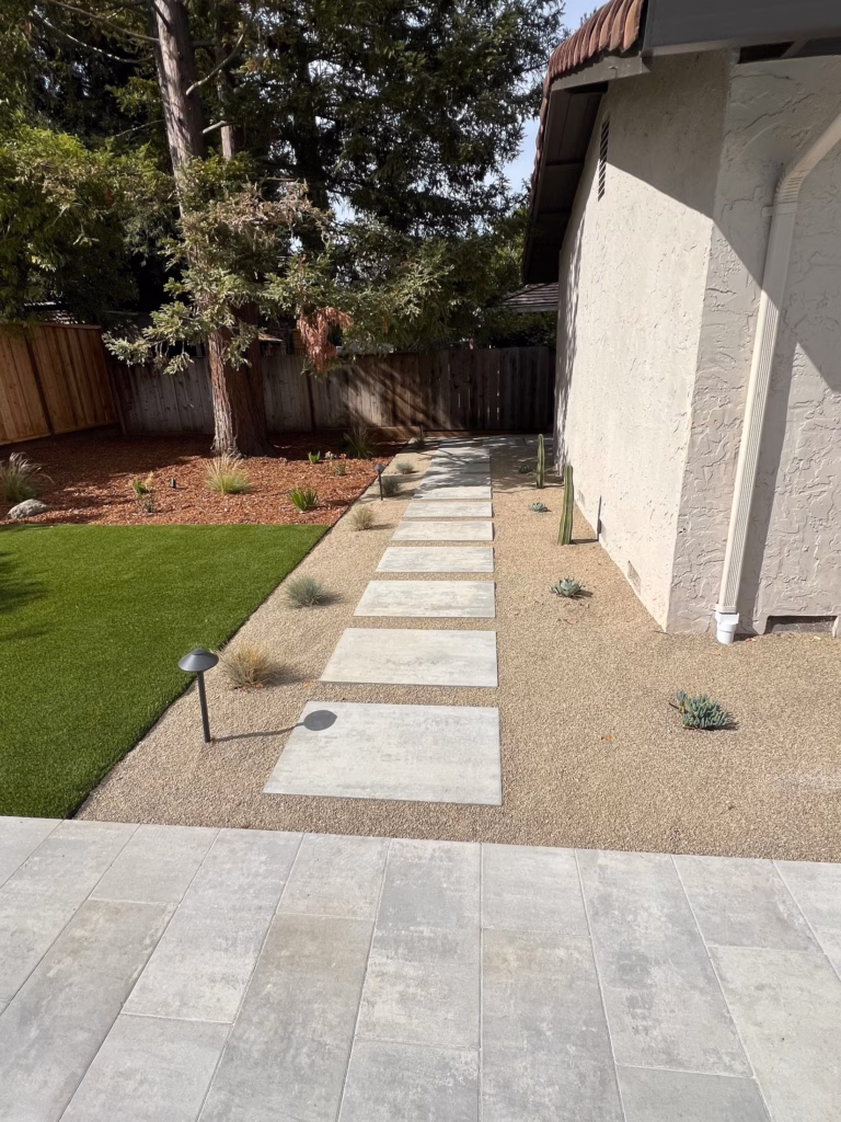 Steppingstone path through decomposed granite in the reworked side yard in Los Altos, CA